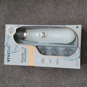 NWOT Vivitar Simply Beautiful Ultra Suction Pore Cleanser